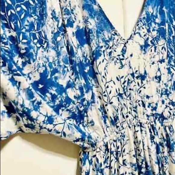 Free People Abracadabra Cold Shoulder Floral V-Neck Top Indigo Combo - Size: S - Picture 11 of 16